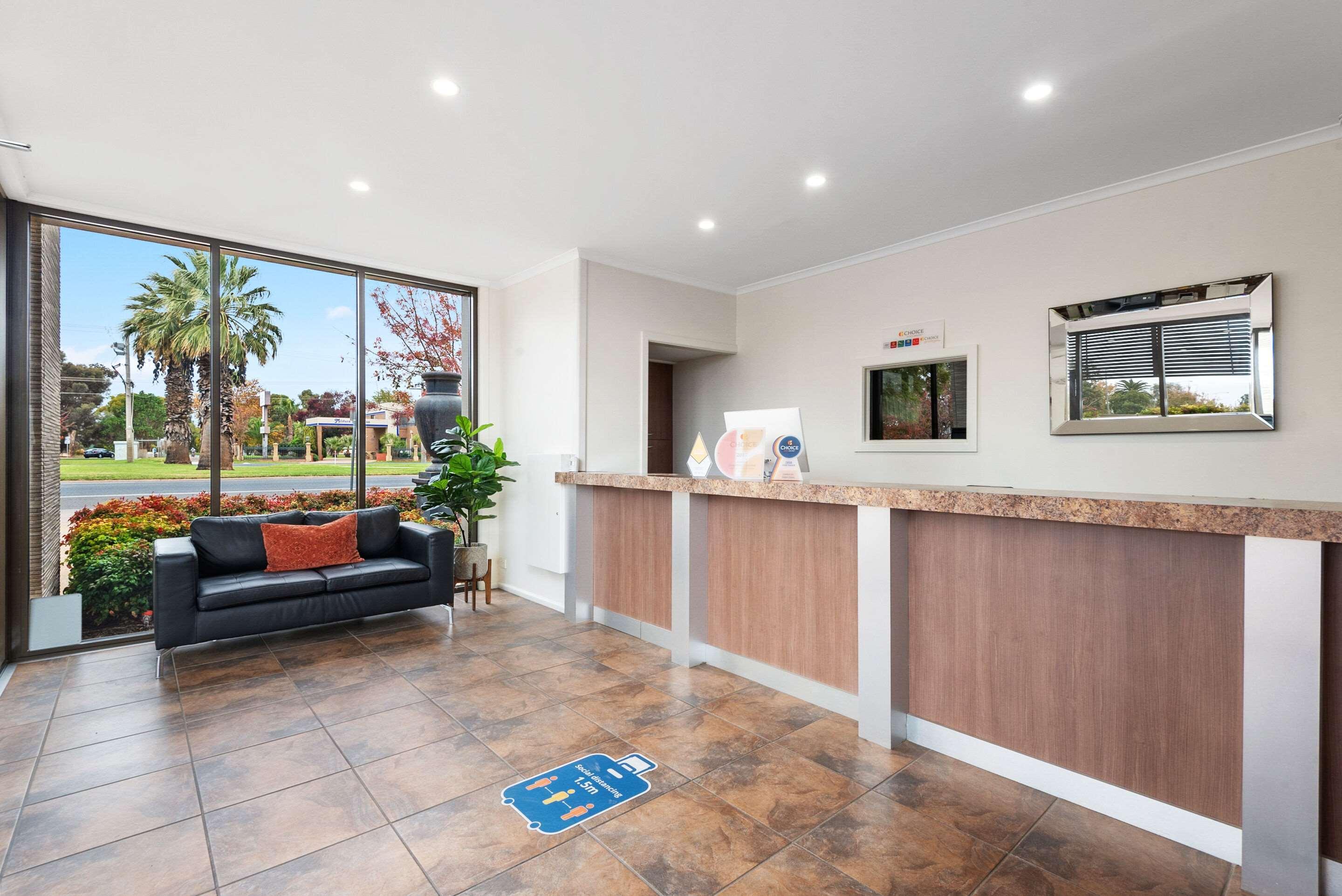 Comfort Inn Deakin Palms Mildura Exterior photo